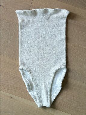 HUNZA G -  One-Piece, Strapless Swimsuit